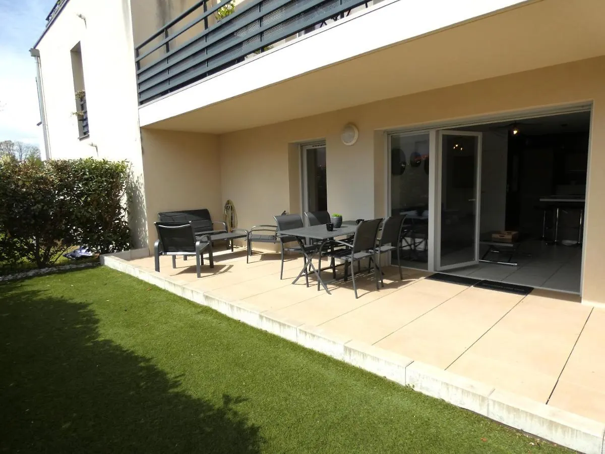 Ground Floor Close To Geneva Ornex